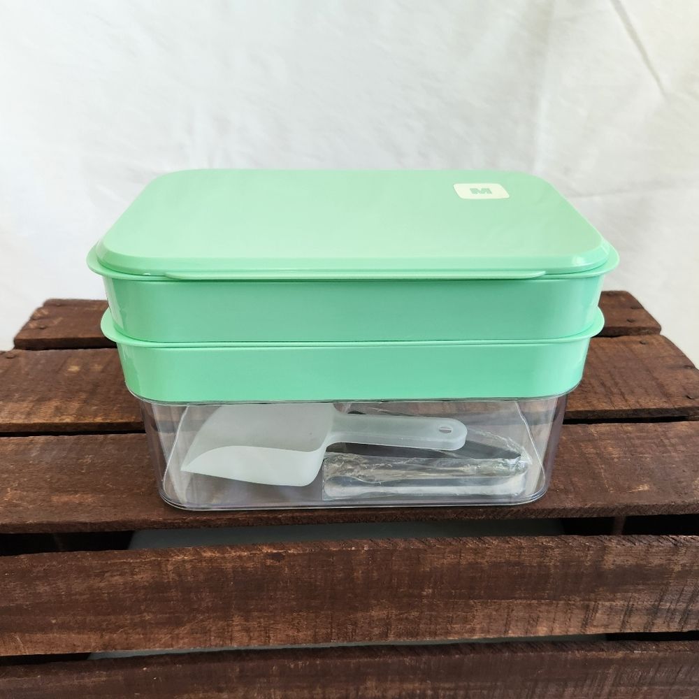 Small Round Ice Maker Tray and Container Scoop Green Cool Kitchen Tool Drinks